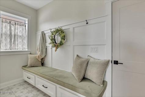 6 Essie Lane Troy NY 12180