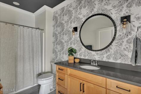 6 Essie Lane Troy NY 12180