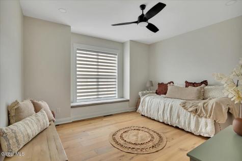 6 Essie Lane Troy NY 12180