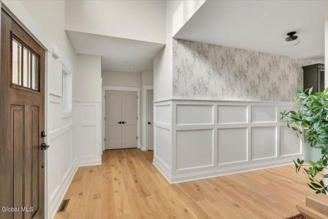 6 Essie Lane Troy NY 12180