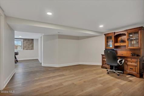 6 Essie Lane Troy NY 12180