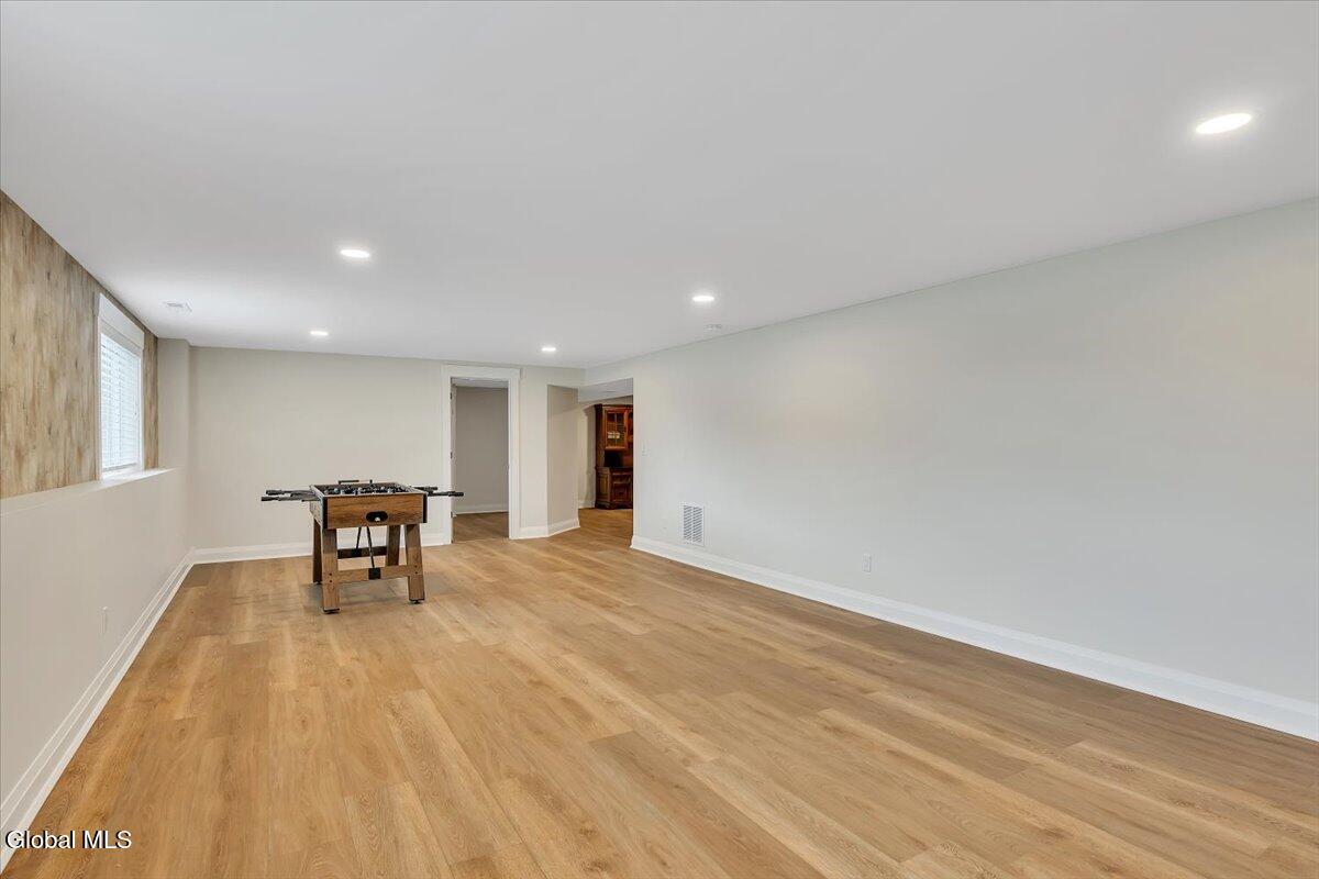 6 Essie Lane Troy NY 12180