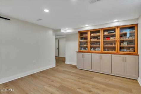 6 Essie Lane Troy NY 12180
