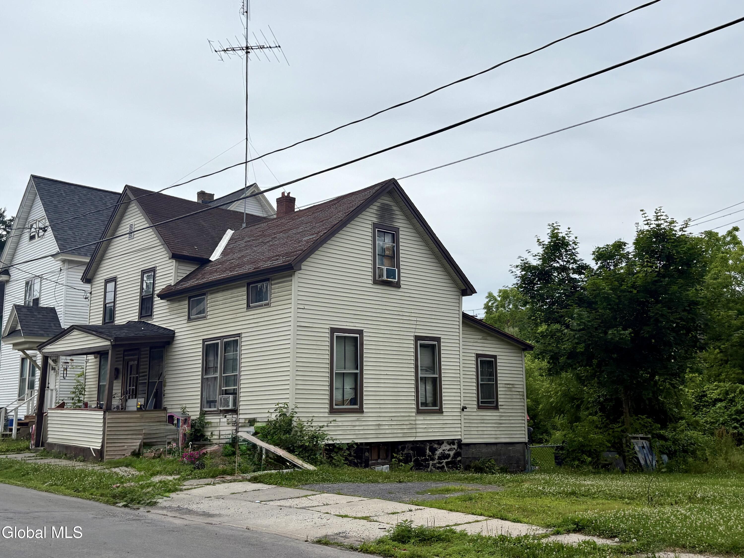 147 N Arlington Avenue Gloversville NY 12078