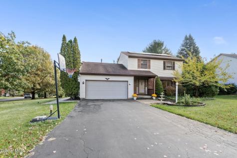 1424 Orlyn Drive Niskayuna NY 12309