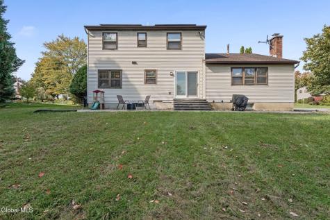 1424 Orlyn Drive Niskayuna NY 12309