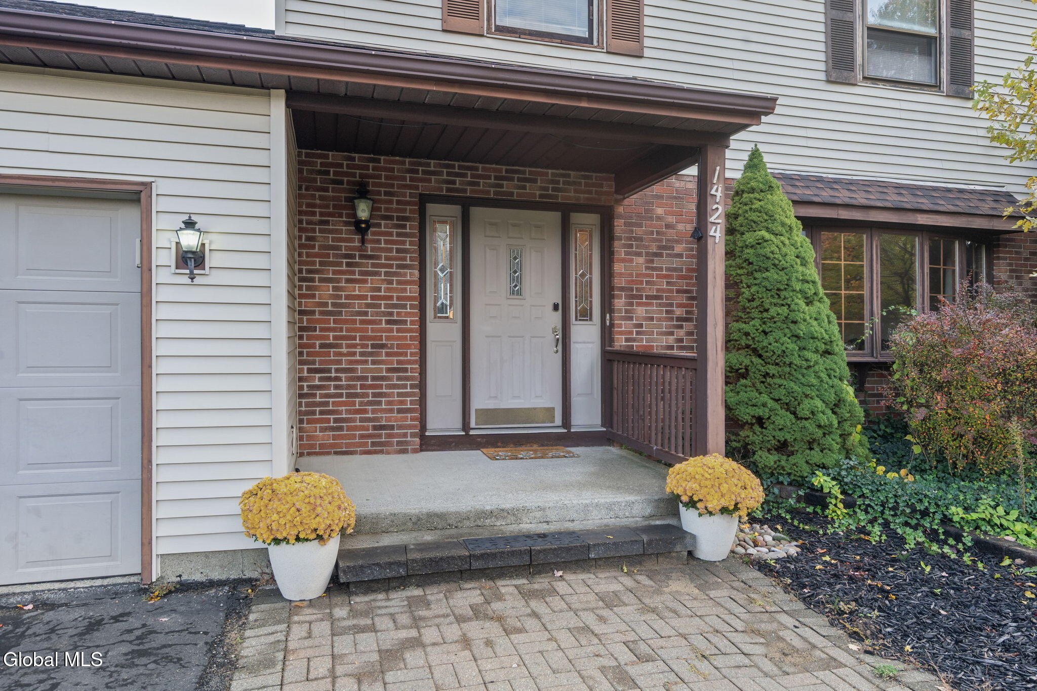 1424 Orlyn Drive Niskayuna NY 12309