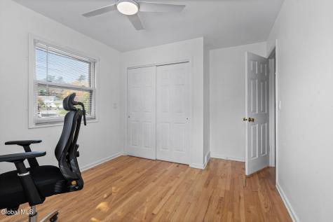 1424 Orlyn Drive Niskayuna NY 12309