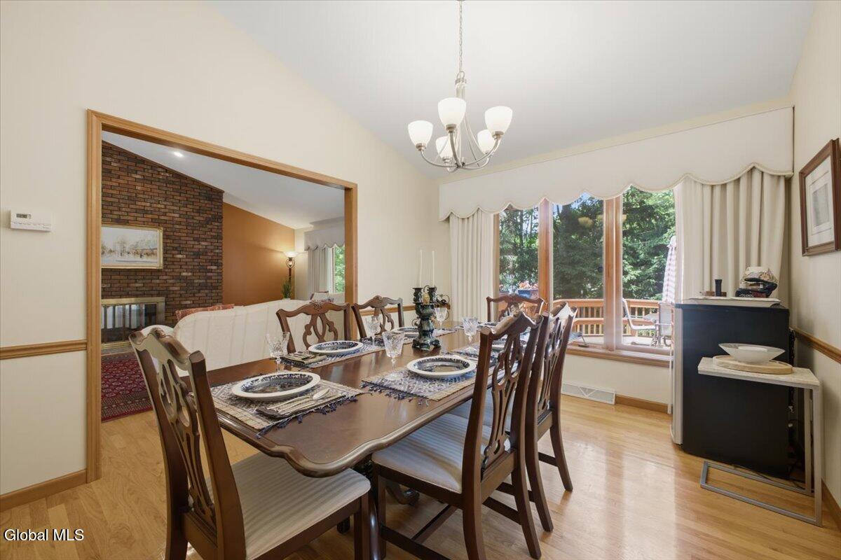 14 Cathedral Court Clifton Park NY 12065