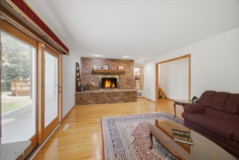 14 Cathedral Court Clifton Park NY 12065
