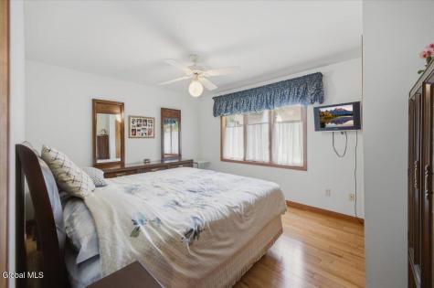14 Cathedral Court Clifton Park NY 12065