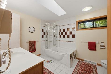 14 Cathedral Court Clifton Park NY 12065