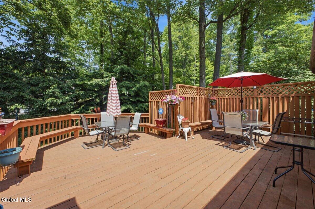 14 Cathedral Court Clifton Park NY 12065