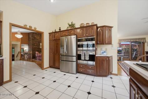 14 Cathedral Court Clifton Park NY 12065
