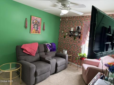 6 Feeder Bend Glens Falls NY 12801