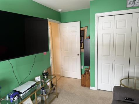 6 Feeder Bend Glens Falls NY 12801