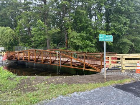 6 Feeder Bend Glens Falls NY 12801