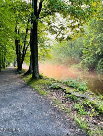 6 Feeder Bend Glens Falls NY 12801