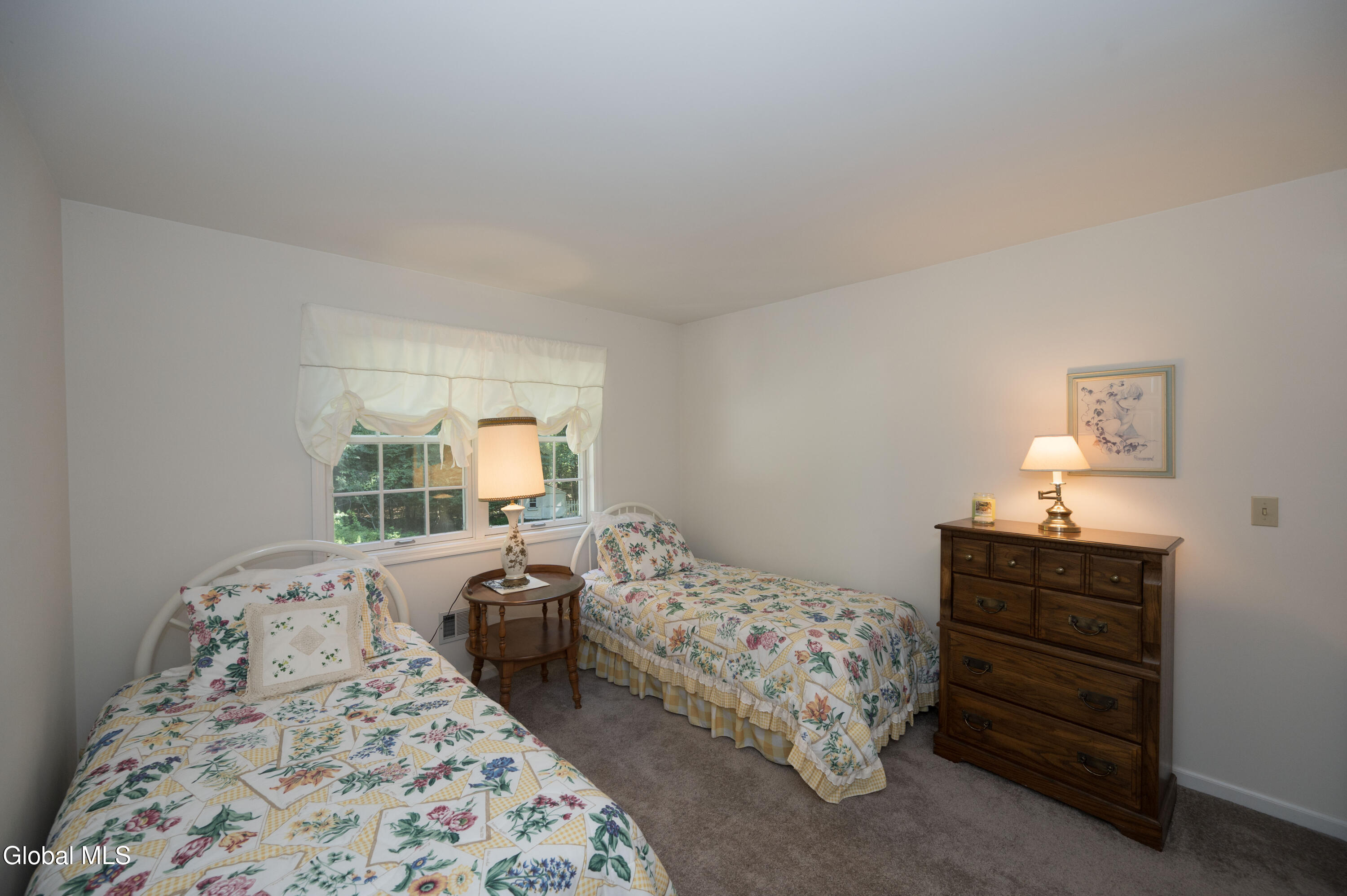 106 Chelsea Drive Saratoga Springs NY 12866
