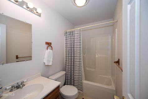 106 Chelsea Drive Saratoga Springs NY 12866
