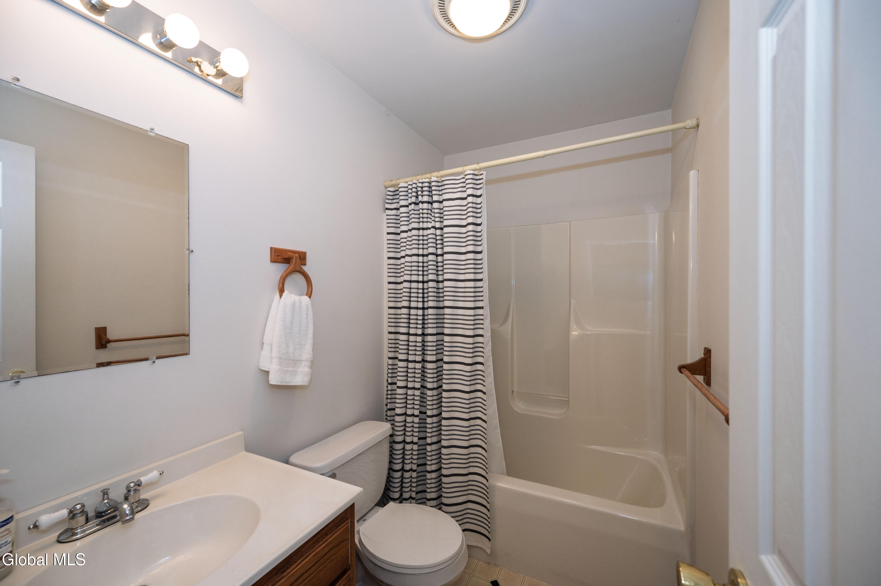 106 Chelsea Drive Saratoga Springs NY 12866