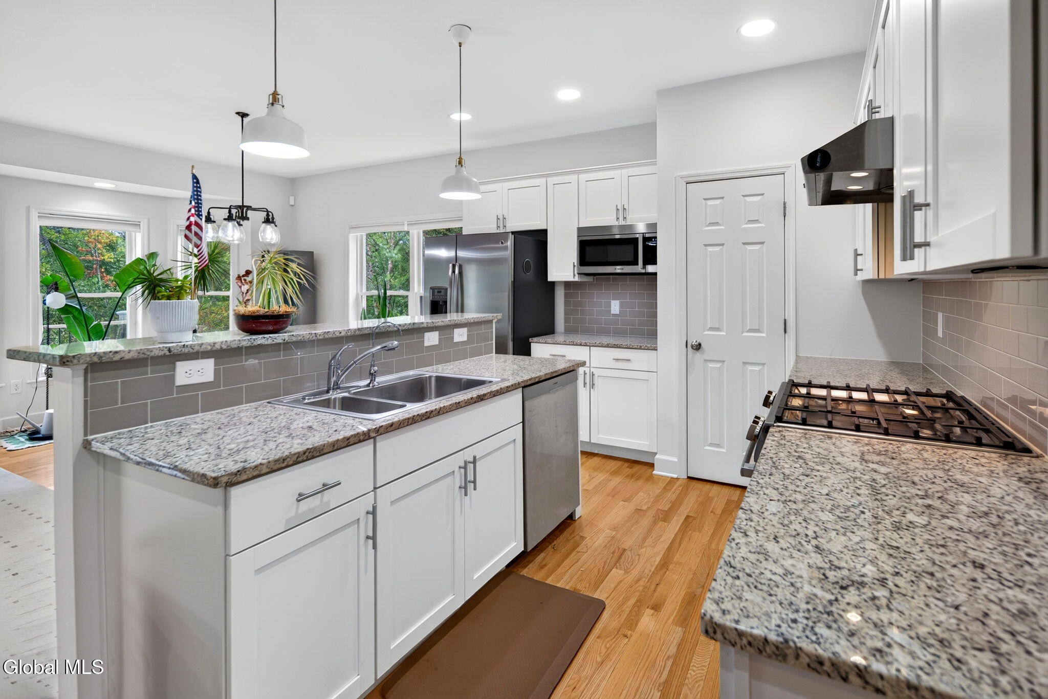 3 Sutton Drive Cohoes NY 12047