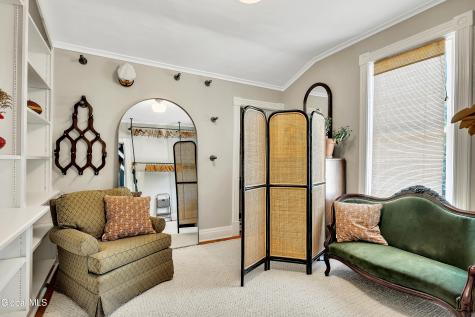 8 Alder Avenue Troy NY 12180