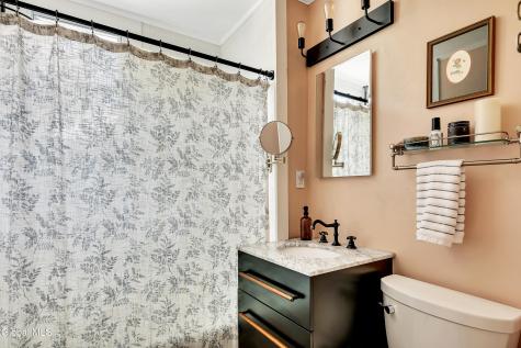 8 Alder Avenue Troy NY 12180