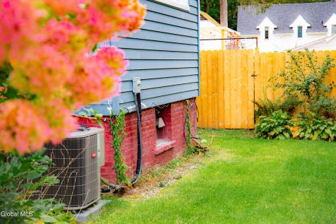 8 Alder Avenue Troy NY 12180