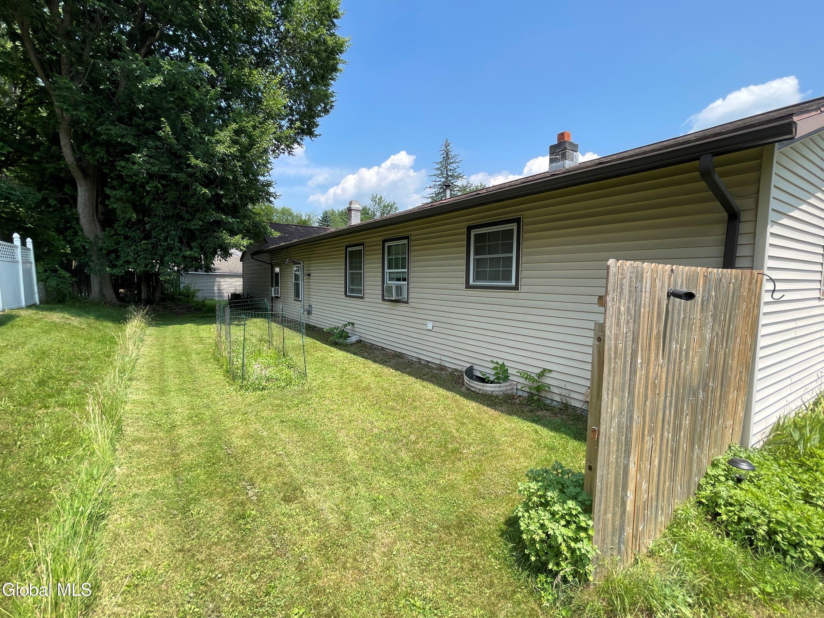 47 Rockery Terrace West Sand Lake NY 12196