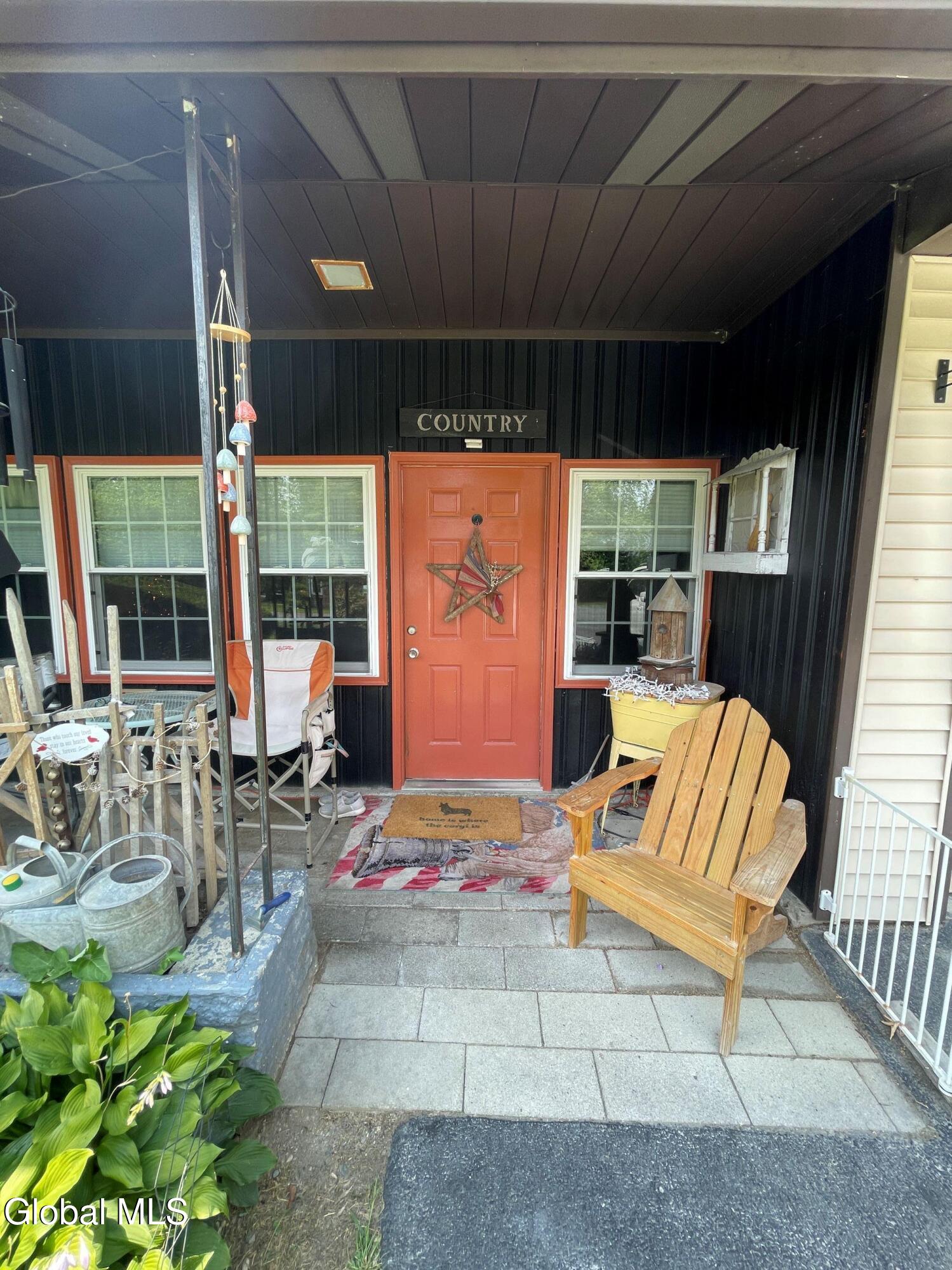 47 Rockery Terrace West Sand Lake NY 12196