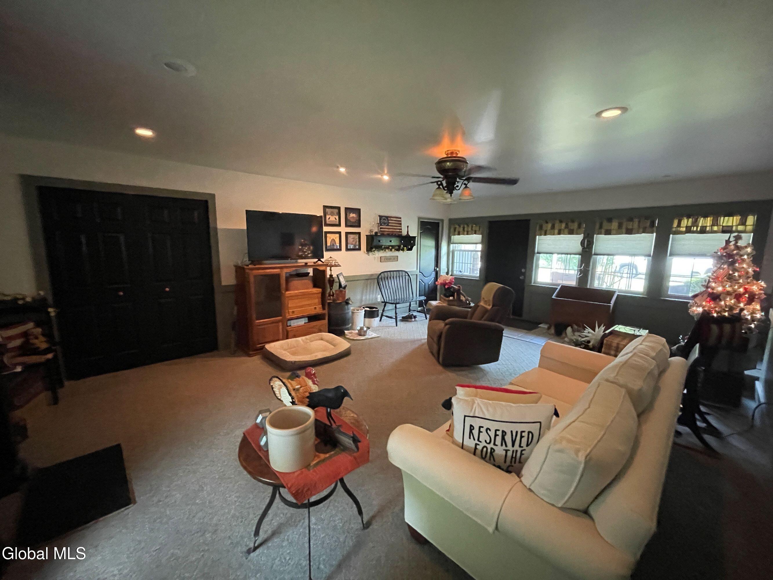47 Rockery Terrace West Sand Lake NY 12196