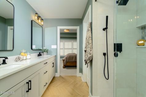 49 Cannon Royal Drive Saratoga Springs NY 12866