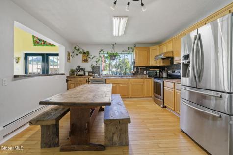 127 Langley Road Amsterdam NY 12010