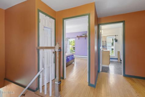 127 Langley Road Amsterdam NY 12010