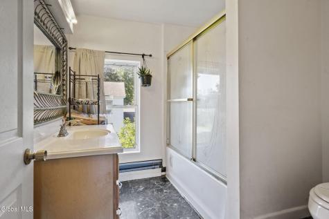 127 Langley Road Amsterdam NY 12010