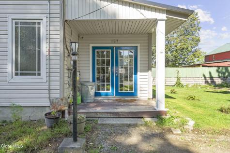 127 Langley Road Amsterdam NY 12010