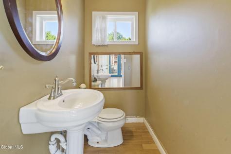 127 Langley Road Amsterdam NY 12010