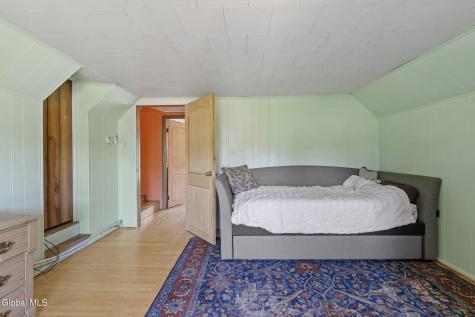 127 Langley Road Amsterdam NY 12010