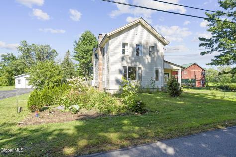 127 Langley Road Amsterdam NY 12010