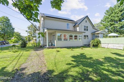 127 Langley Road Amsterdam NY 12010