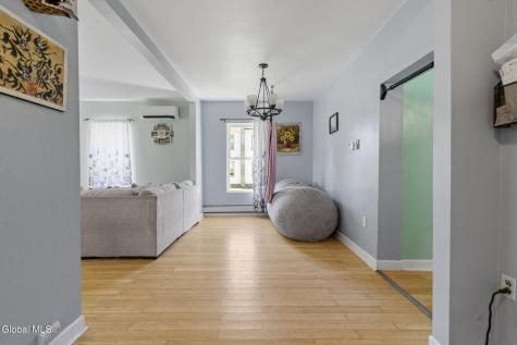 127 Langley Road Amsterdam NY 12010