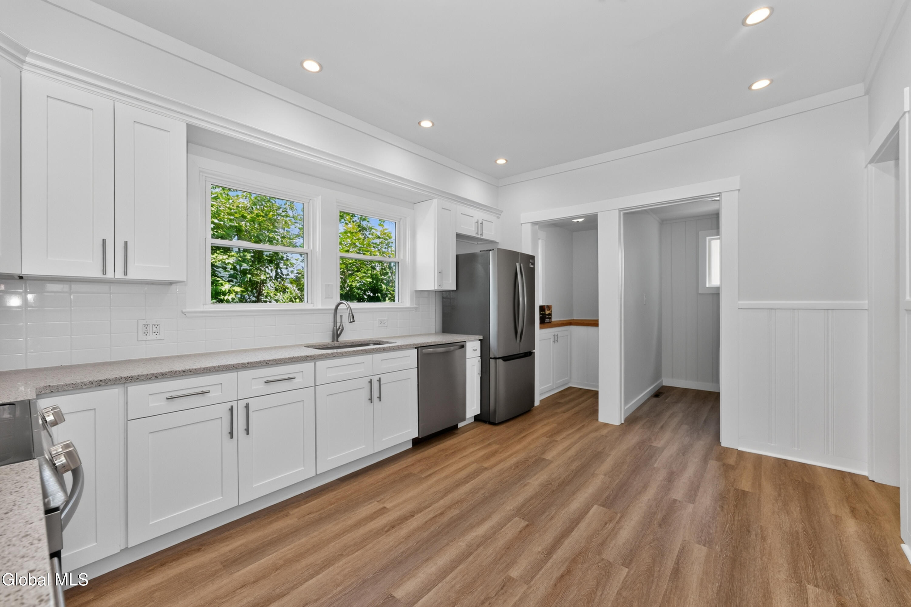 9 5th Avenue Gloversville NY 12078