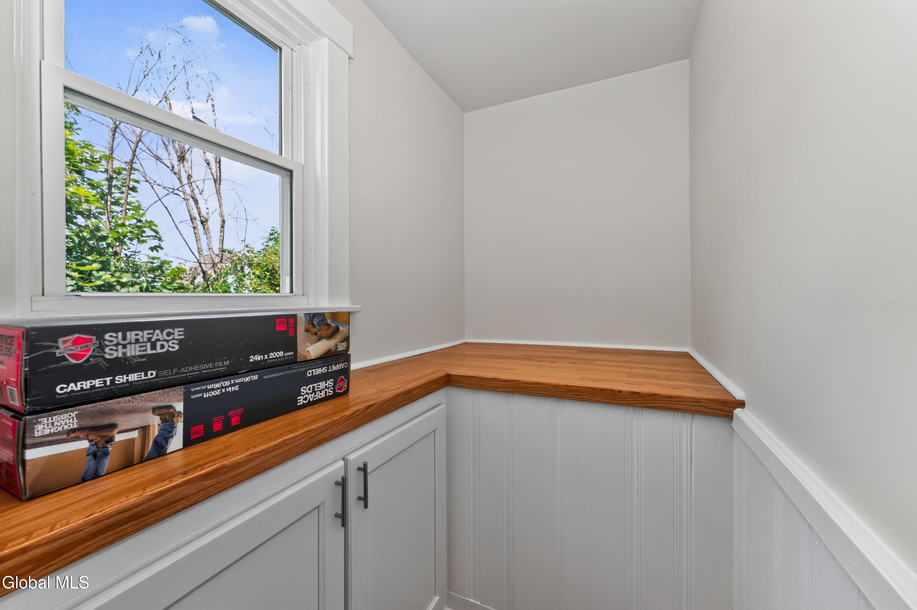 9 5th Avenue Gloversville NY 12078