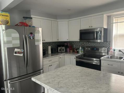 9 5th Avenue Gloversville NY 12078