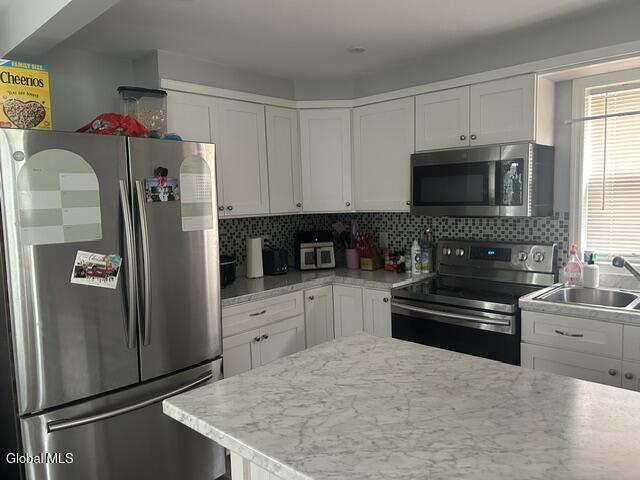 9 5th Avenue Gloversville NY 12078
