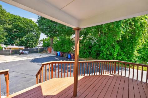 9 5th Avenue Gloversville NY 12078