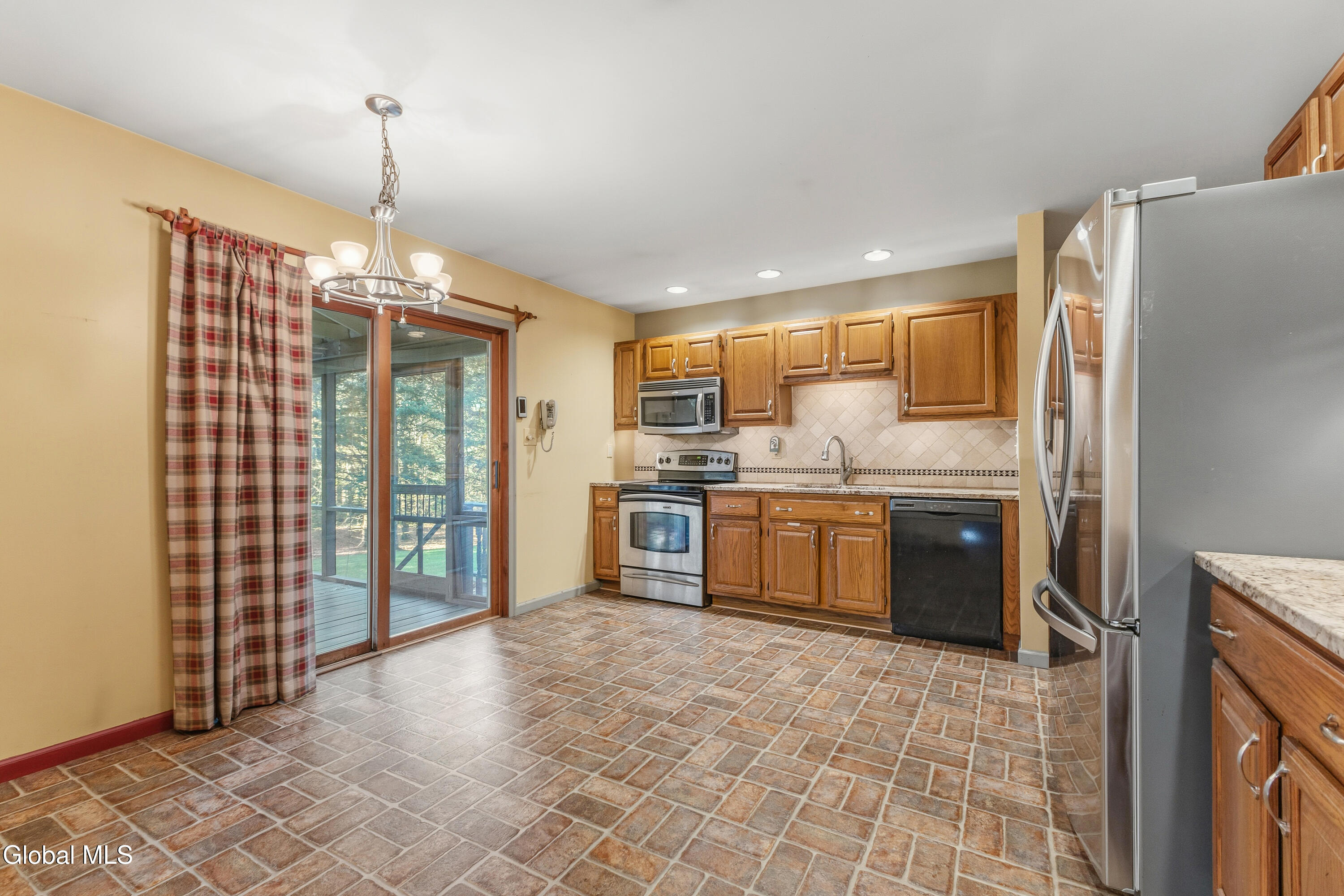 64 Edie Road Saratoga Springs NY 12866