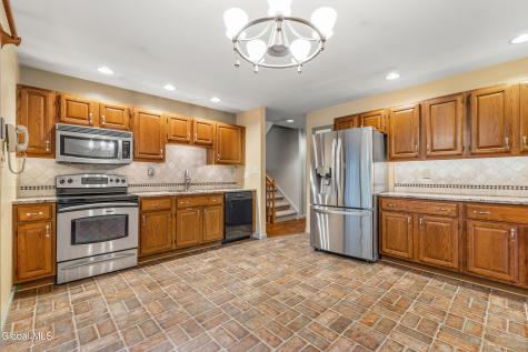 64 Edie Road Saratoga Springs NY 12866
