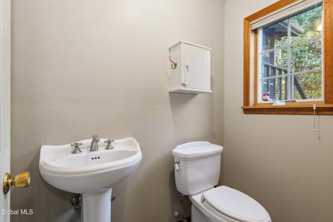 64 Edie Road Saratoga Springs NY 12866